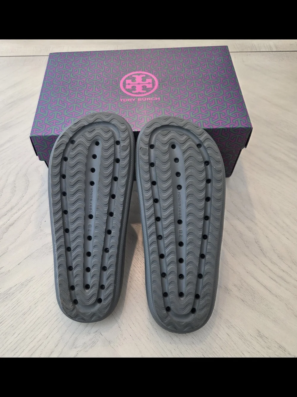 Tory Burch Military Gren/Grey Slide Sandals Size 7